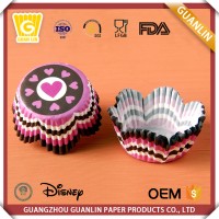 Guangzhou Guanlin 40-60Gsm Greaseproof Paper Petal Cake Cup Manufacturers